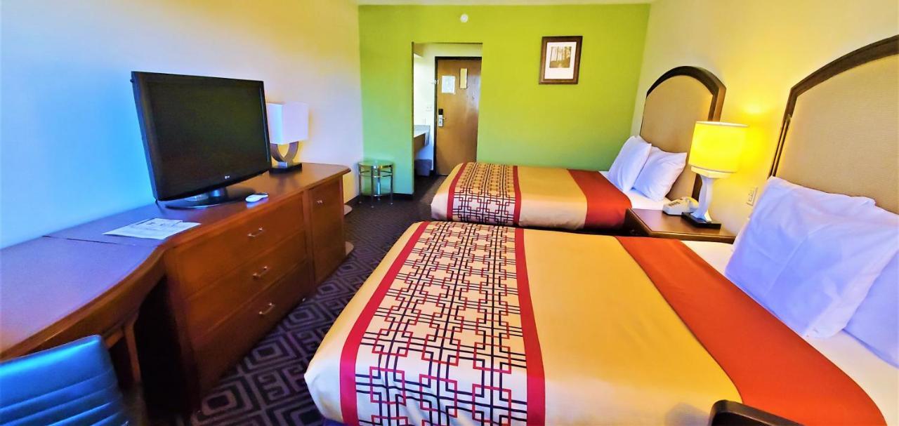 Travel Inn And Suites- Sikeston Miner I-55 Exit-67 Extérieur photo